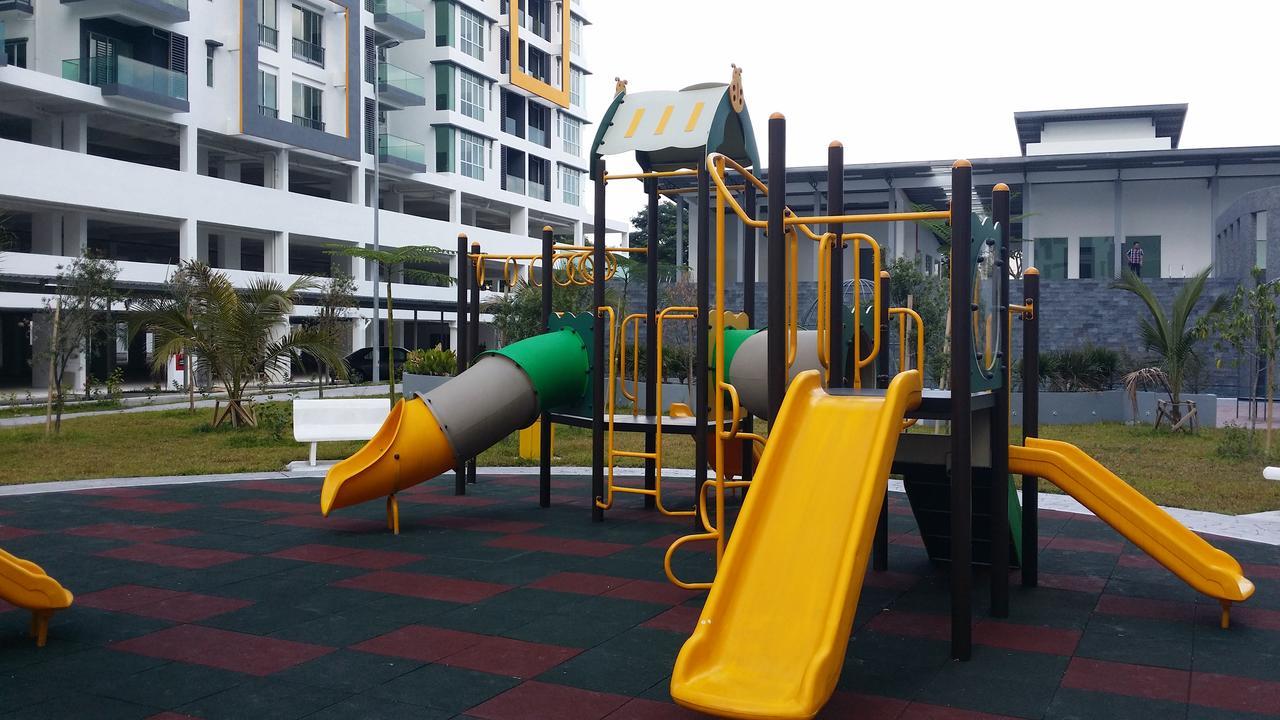Mahkota Cheras Sweet Condo 1-14 Pax Near Mrt To Kl クアラルンプール エクステリア 写真