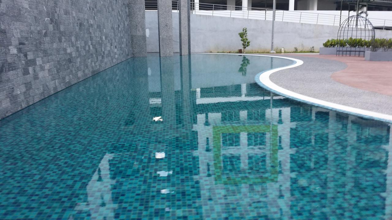 Mahkota Cheras Sweet Condo 1-14 Pax Near Mrt To Kl クアラルンプール エクステリア 写真