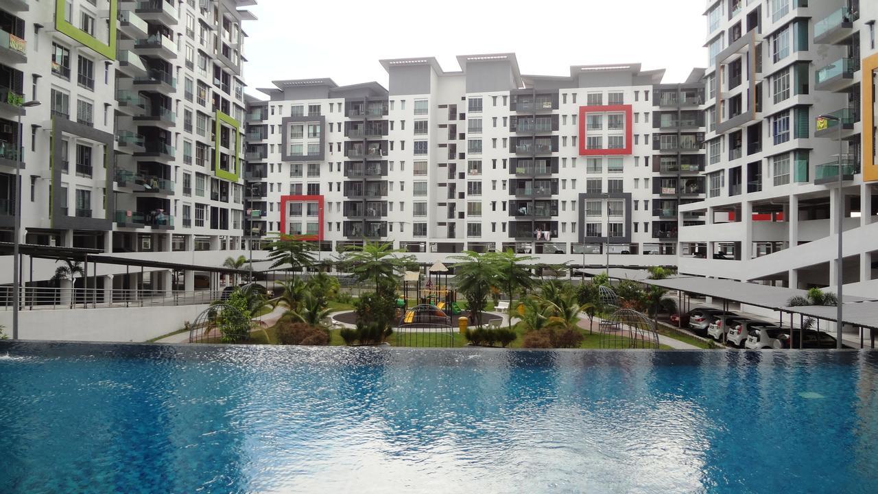 Mahkota Cheras Sweet Condo 1-14 Pax Near Mrt To Kl クアラルンプール エクステリア 写真