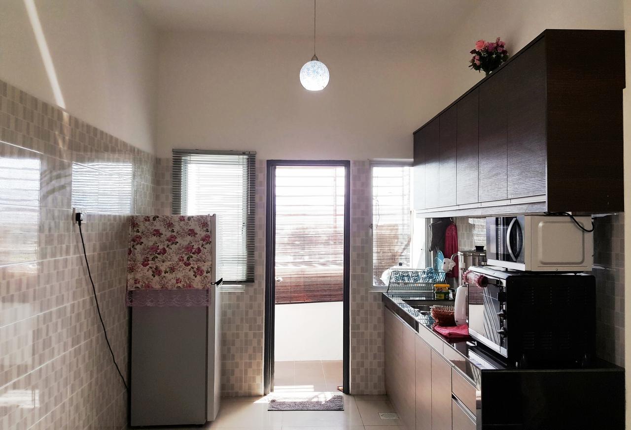 Mahkota Cheras Sweet Condo 1-14 Pax Near Mrt To Kl クアラルンプール エクステリア 写真